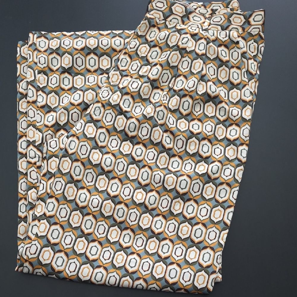 Veiled Collection Geo Printed High Rise Trousers - Picture 3 of 11